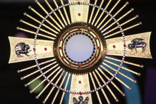 image_saint_sacrement.png